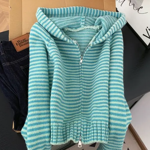 Japanese Y2K Harajuku Hot Girl Retro Contrast Striped Knitted hoodie Autumn/Winter Women Loose Casual Zipper Sweater emo - Image 4