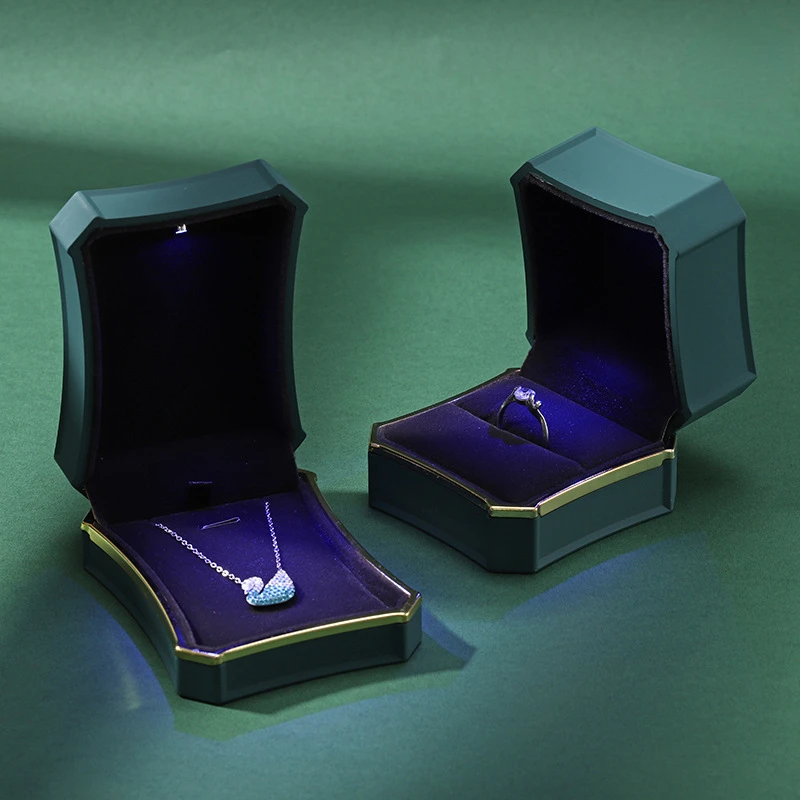 

High Quality LED Light Jewelry Necklace Box Creative Ring Bracelet Pendant Packaging Box Gift Jewelry Box Valentine's Day