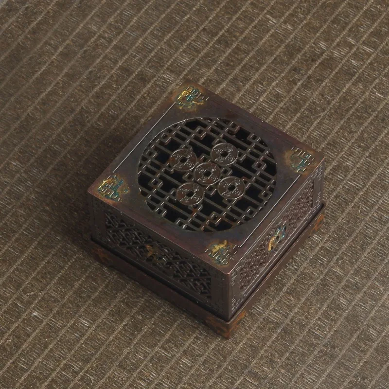 مبخرة بنقش التنين توفر علاجًا عطريًا هادئًا، مناسب...