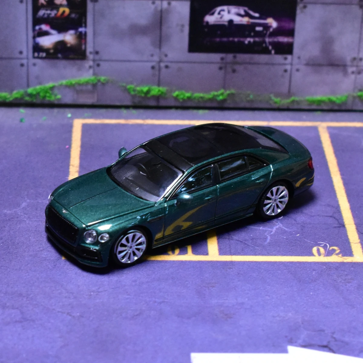

MiniGt 1:64 Flying 286 Diecast Model Car