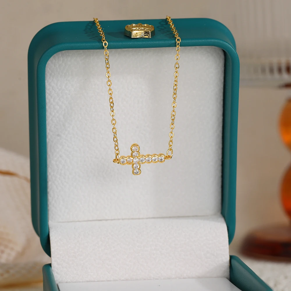 18K Gold Plated Palm Love Heart Cross Pendant Neckalce Sparkling CZ Zircon Geometric Star Sweater Chain Choker Charm Jewelry New