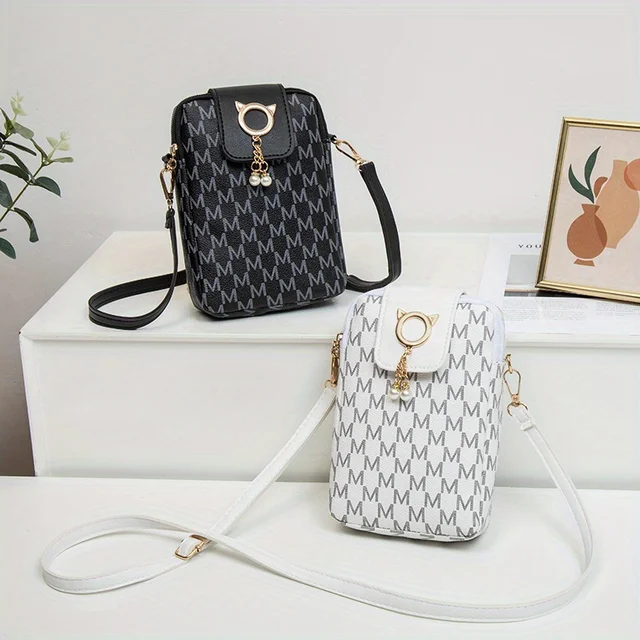 Stylish and exquisite shoulder mobile phone bag, simple and versatile trend printed messenger small square bag classic versatile