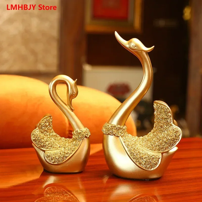 

LMHBJY European Couples Long Neck Goose Wine Cabinet TV Cabinet Living Room Decoration Home Decor Resin Desktop Ornaments