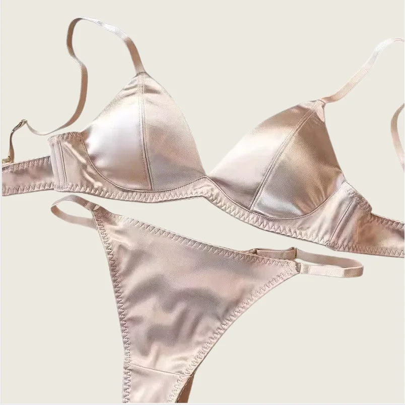 Ensemble de soutien-gorge Triangle Sexy de Style français pour petits bustes push-up, sans armatures, soutien-gorge léger Anti-affaissement avec finition satinée