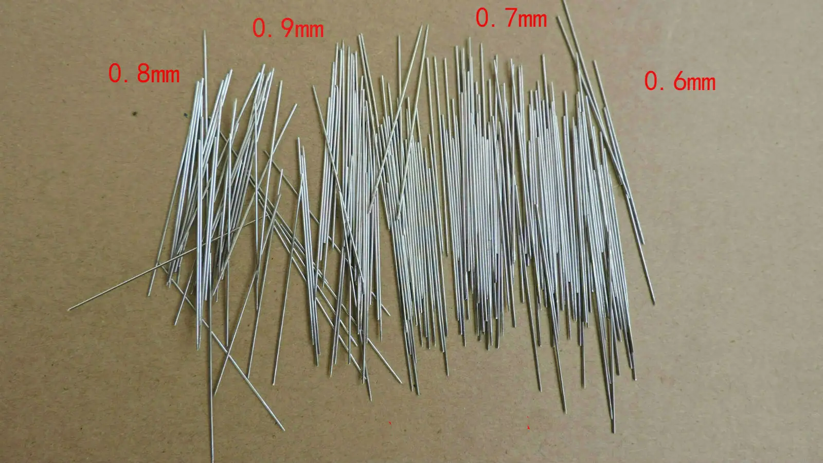

Needle Spring For Flute And Clarinet 0.6mm-0.9mm, Each specification 20