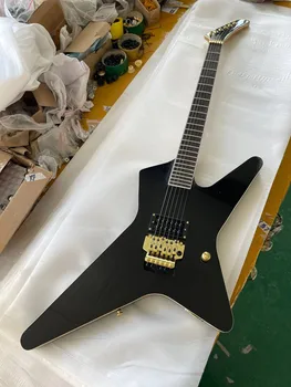 Chitarra elettrica nera a 6 corde con tastiera in palissandro Hardware dorato, fornisce un servizio personalizzato