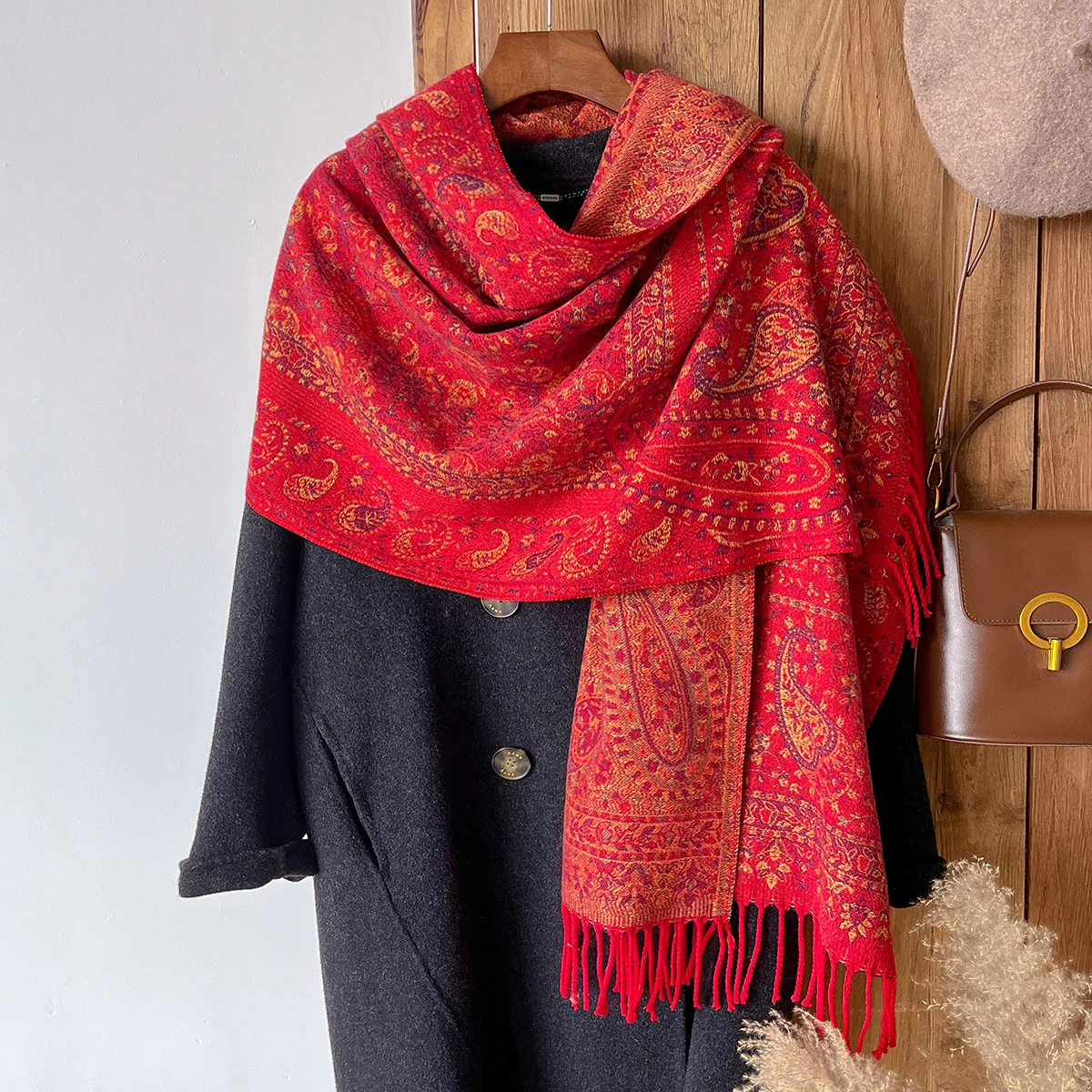 2025 Winter New National Style Tassel Blanket Paisley Design Thick Pashmina Warm Shawl Print Scarf Women Keep Warm Poncho Stoles