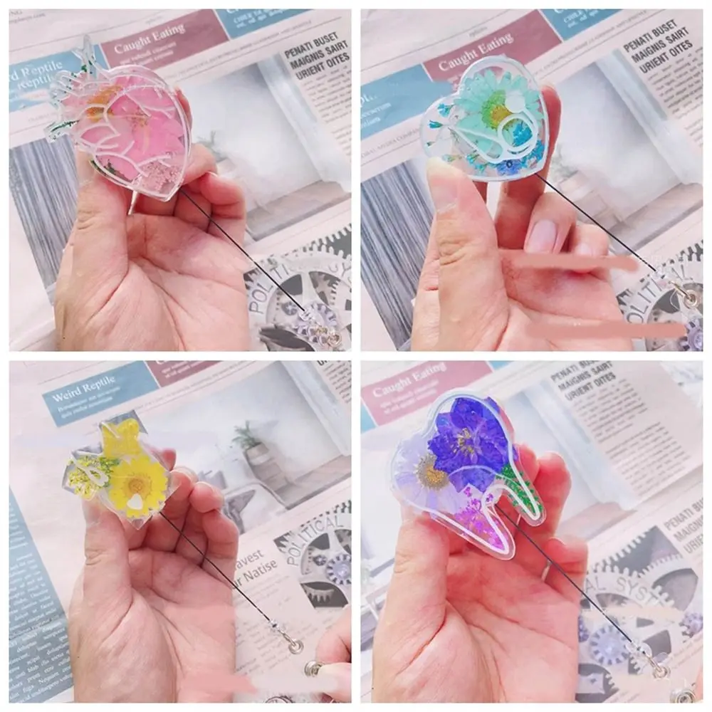 

Dried Flower Flower Badge Reel Tooth Heart Shape True Flowers Easy Pull Buckle Alligator Clip Drops Of Glue ID Card Clips