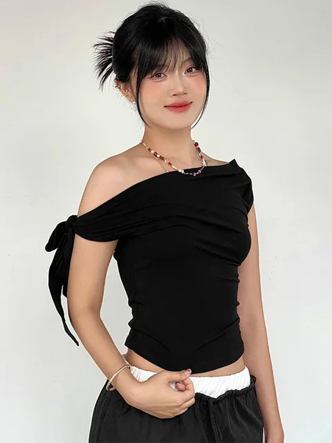 2024 Women'S Summer Ins Style New Shrink Pleated One-Shoulder Crop Top Backless Twist Tie Asymmetric T-Shirt Casual Top 1