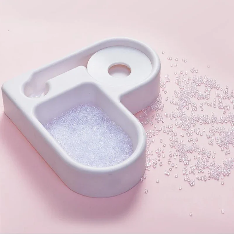 Space Saving Pet Feeder
