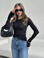 Automne 2025 femmes coupe ajustée ronde Ne Long Sve T-irt Faionable couleur Pure transfrontalier Sle tricoté Polyester haut 3