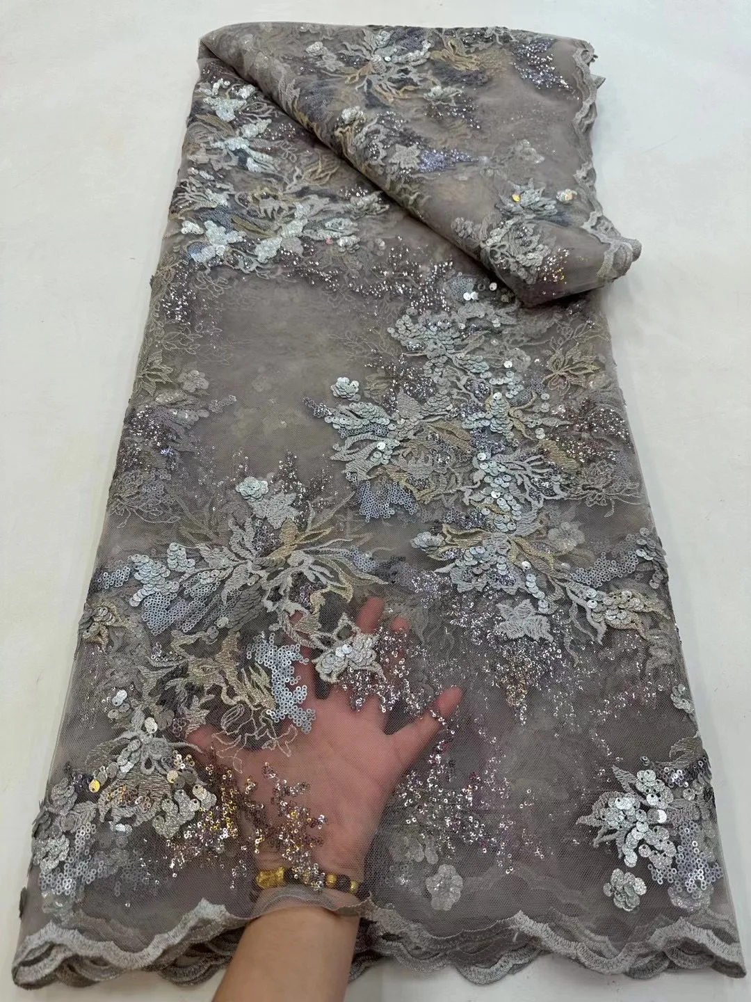 

5 Yards New Arrival African Lace Fabric 2023 High Quality French Sequins Embroidered Tulle Lace Fabric For Bridal Party Dresses