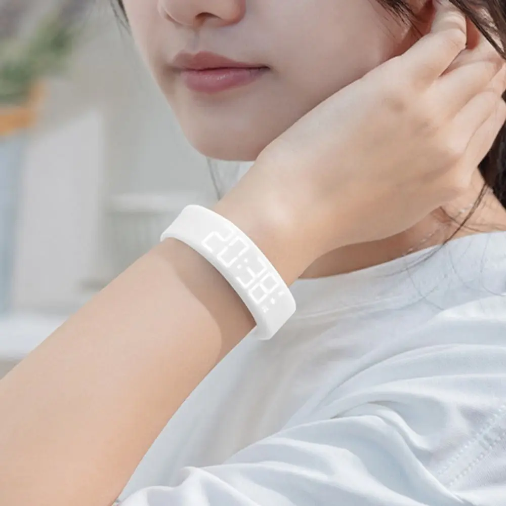 LED 디지털 알람 시계 시계, 조절 가능 방수 피트니스 손목 밴드, 스누즈 기능, 러닝 걸음 수 측정 알람 팔찌