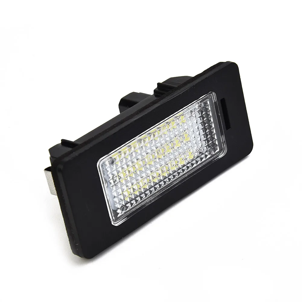 

2Pcs Car 24LED License Plate Number Light Fits For BMW E90 M3 E92 E70 E39 F30 E9 6000-6500K 168LM Lighting Bulbs Signal Lamp