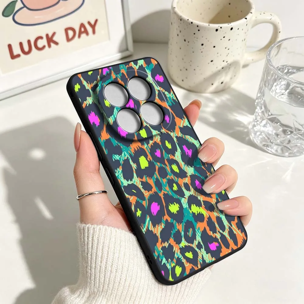 Luxurious Black Soft Cover with Brown Leopard Print Phone Case