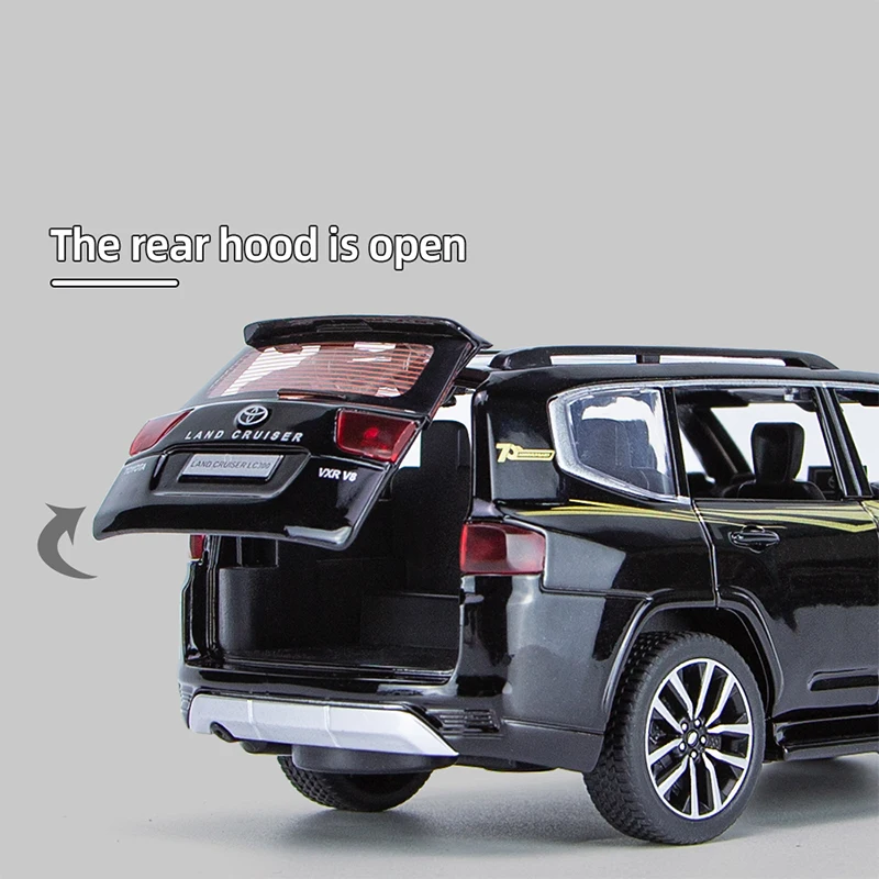 1:32 Toyota LAND CRUlSER LC300 High End Alloy Diecast SUV Off-Road Model Car Sound Light Pull Back Collect Birthday Gift Boy Gir 2