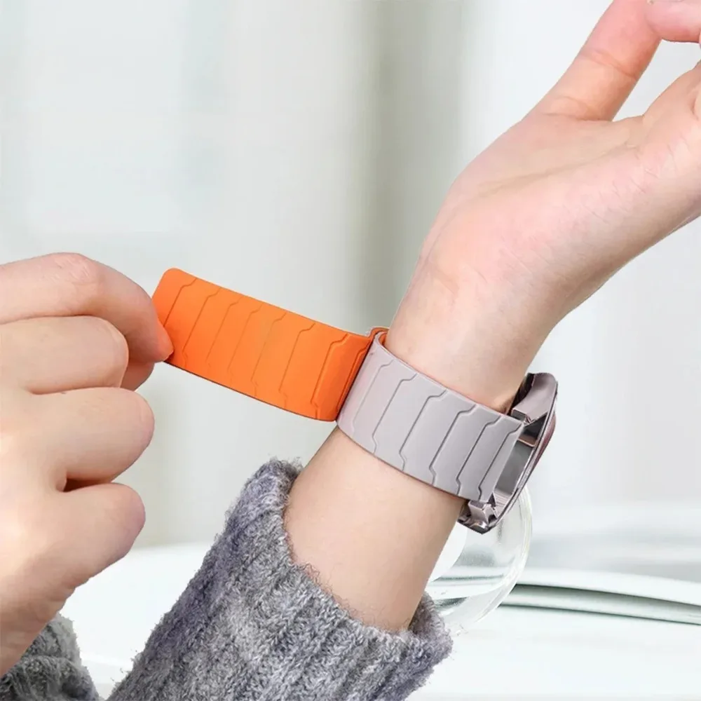 Breathable Magnetic Silicone Strap - 20/22mm - Universal Fit