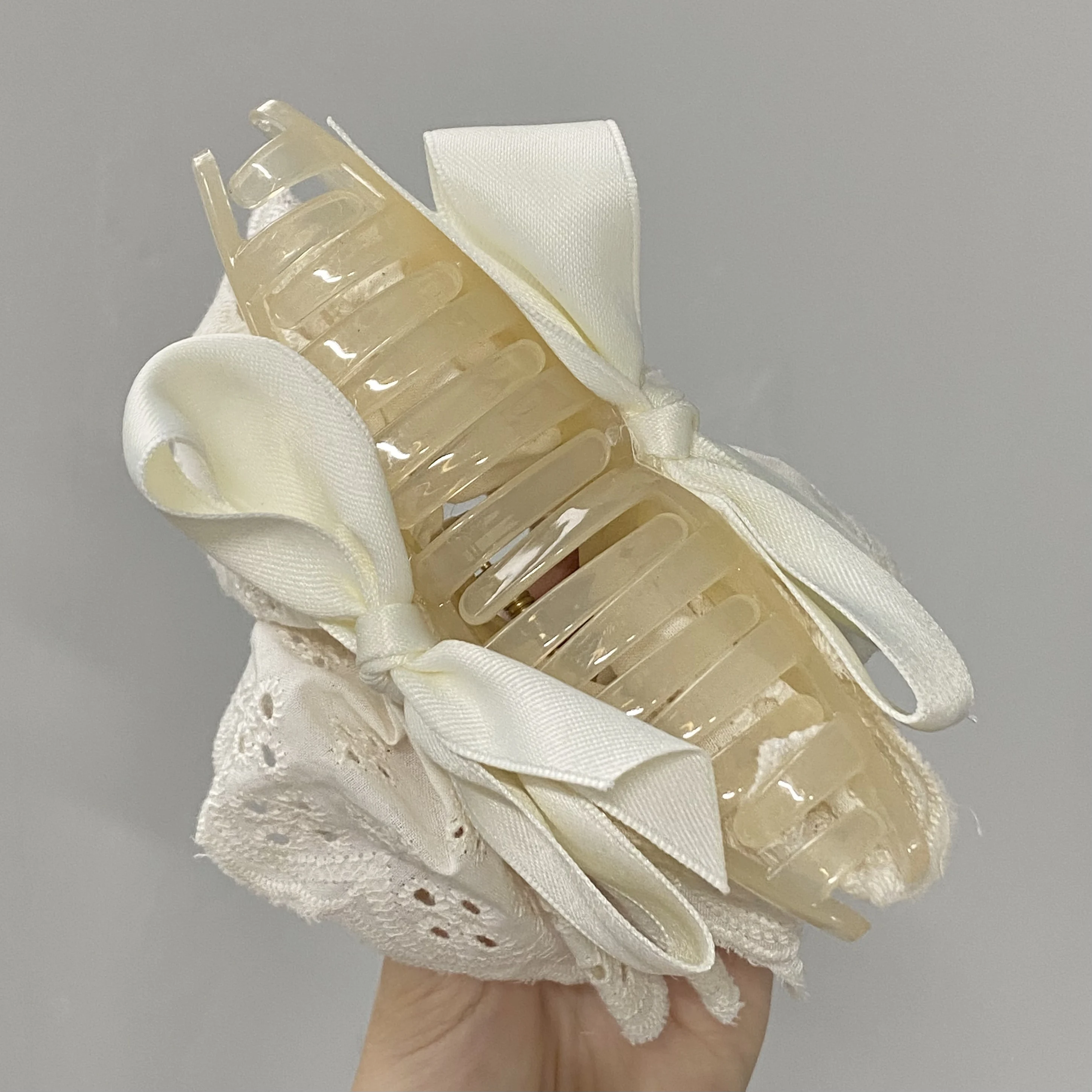 1PC Elegant Cream Lace Hair Scrunchie with Big Satin Bow, Romantic Ruffled Hair Tie, Sweet Hair Accessory for Women