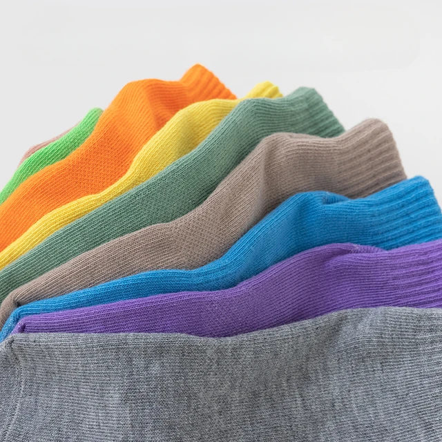 Anti slip Sports socks Children playground Trampoline floor socks Breathable sweat absorbing adult Mid tube Yoga socks Running 4