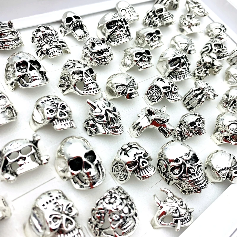 

50pcs/box Men Women Skull Rings Silver Color Punk Style Mix Skeleton Biker Fashion Jewelry With Display Box