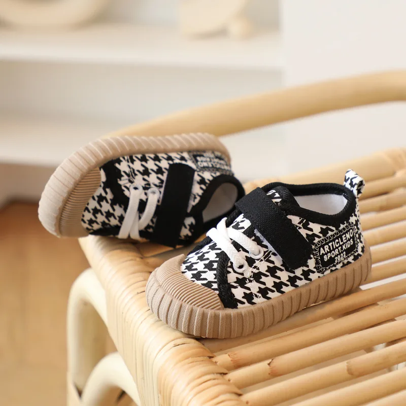 Children's Soft Sole Casual Shoes Canvas Shoe Boys Girls' Spring Autumn Single Shoes Breathable Baby Prewalker Sneakers