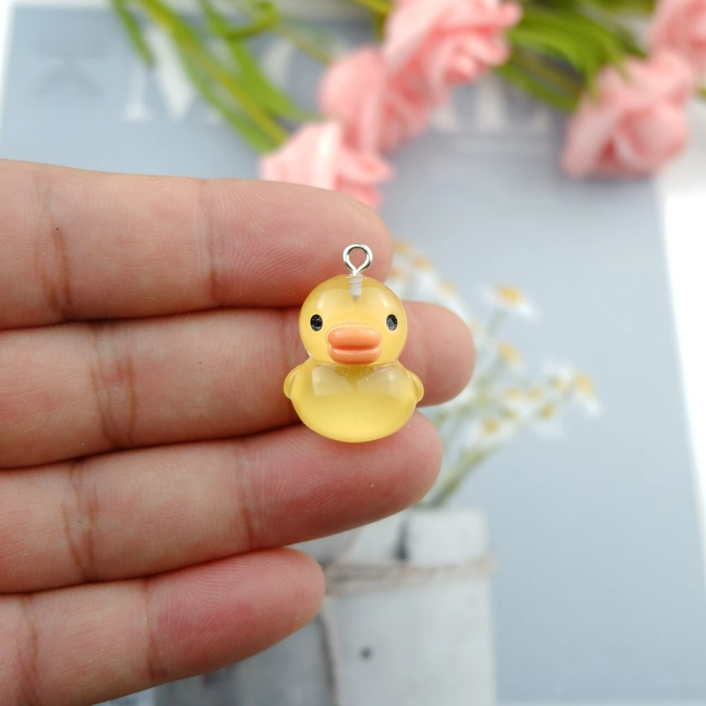 Floral and Nature-Inspired Charms for DIY Jewelry and Accessory Crafting - Bulk Wholesale