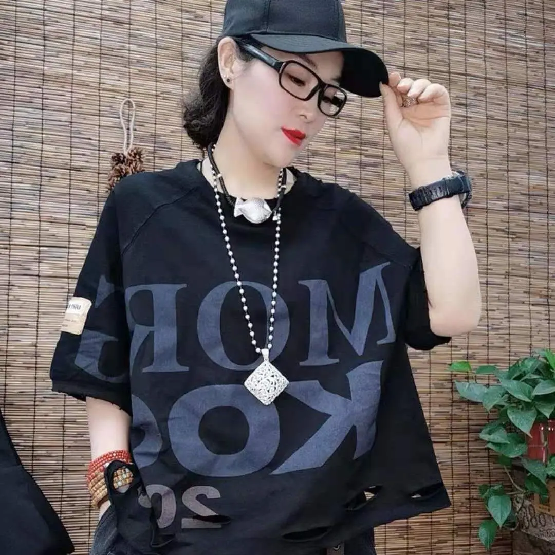 

Women T Shirt Literature And Art Retro T Shirt 2022 Summer New Loose Large Letters Hole Round Neck Short-sleeved T-shirt Women