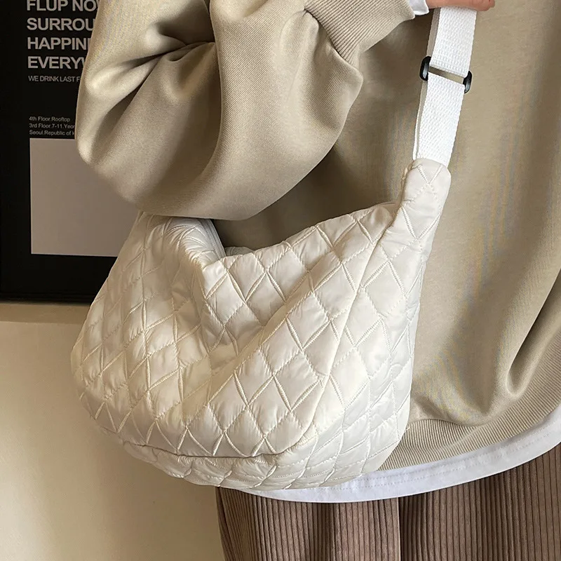 2025 Spring Grid Dumpling Bag Women Crossbody Shoulder Bag ins Design Casual Daily Use Purse