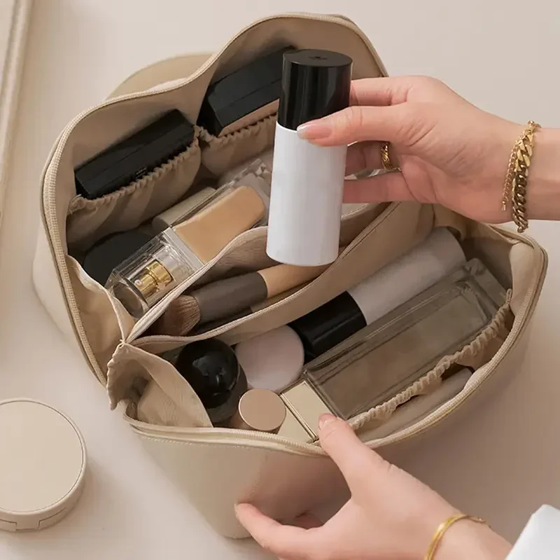 Large Capacity Travel Makeup Organizer Bag