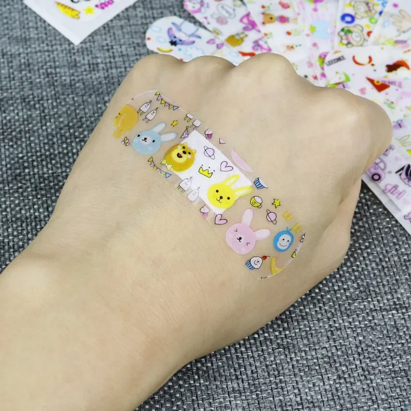 120pcs/lot First-aid Kit Plaster Wound Strip Patches Cute Cartoon Children Curitas Kids Band Aid for Baby Self-adhesive Bandages