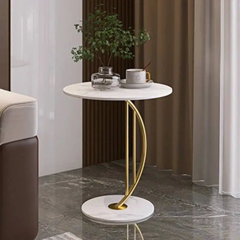 طاولة قهوة أنيقة وعصرية بتصميم رخامي وذهبي - قطعة...