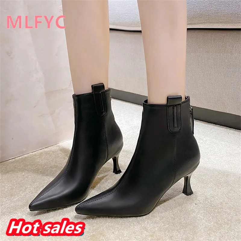 High heeled women wearing autumn and winter style fashion boots, thin heeled pointed short boots, single boot women