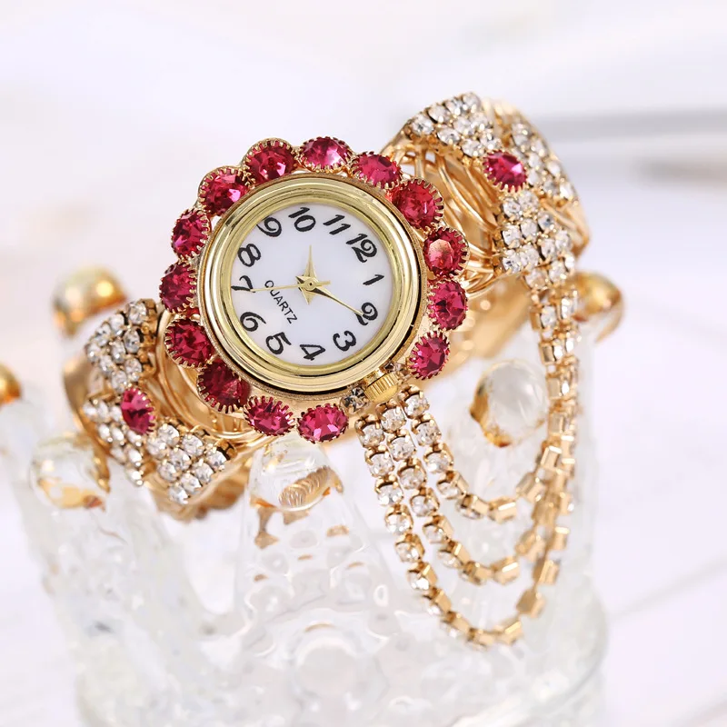

New Korean version of Lady Diamond Quartz Watch style alloy bracelet watch women