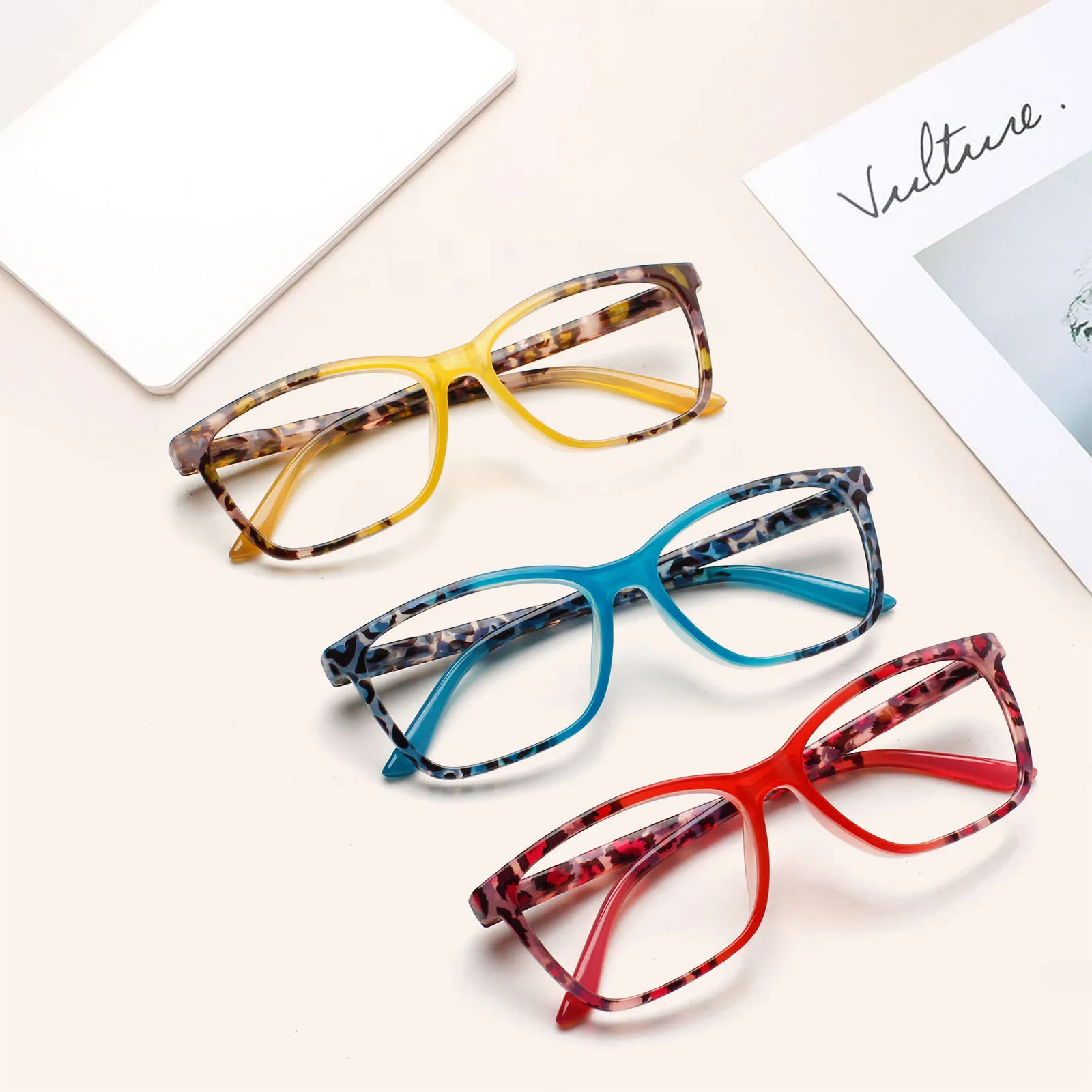 

Bancamor Reading Glasses Fashion Spring Hinge Frame High Definition Women Men Unisex Presbyopia Eyeglasses Diopter