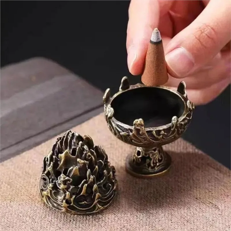 Vintage Alloy Incense Burner Stick Holder Three Legged Hollow Out Mini Sandalwood Censer Incense Burner Home Decoration - Image 3