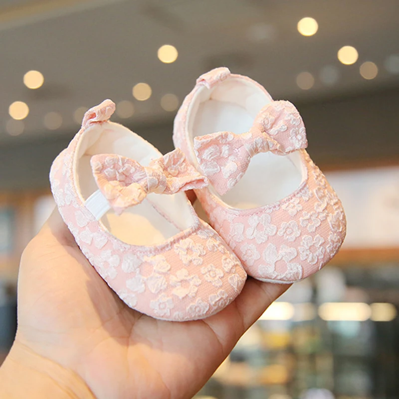 Baby Girls Mary Jane Flats Cute Floral Lace Wedding Dress Shoes Non-Slip Newborn Crib Shoes