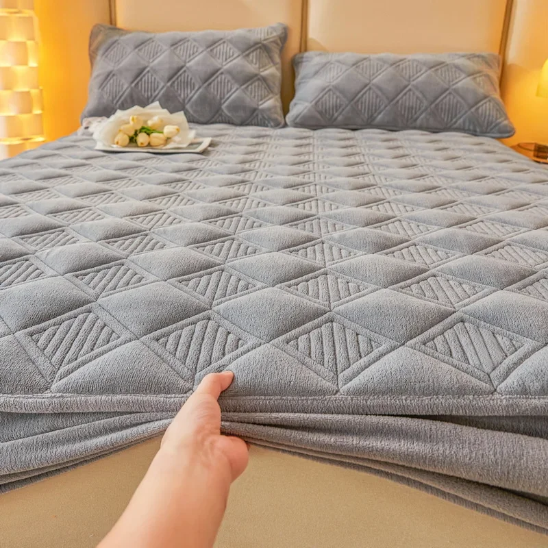 

Thicken Mattress Cover Cotton Quilted Bed Cover Anti-bacterial Mattress Protector Topper Pad Soft Fitted Sheets Thick Bed Linens