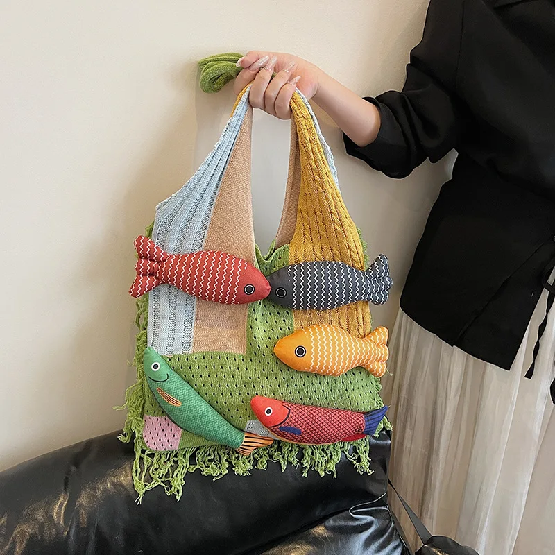 Cute Little Fish Relaxed Knitted Bag 2025 Summer New Commuter Versatile Shoulder Bag Contrasting Cut Out Tote Bag
