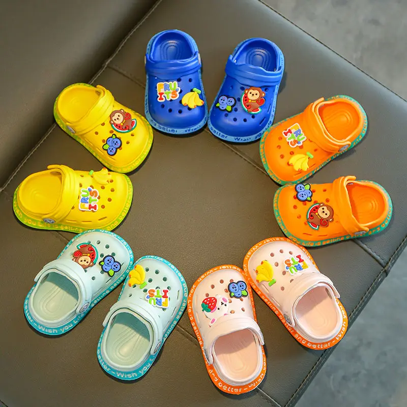 Children's Slippers Summer Indoor Non-slip Soft Bottom Baby Boys Hole Shoes Girls Sandals and Slippers Home Baby Garden Shoes