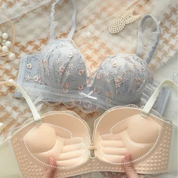 Small Breasts Gathered Women's Underwear Flat Chest Collection Side Breast Anti-sagging No Steel Ring Embossed Women's Bra 1