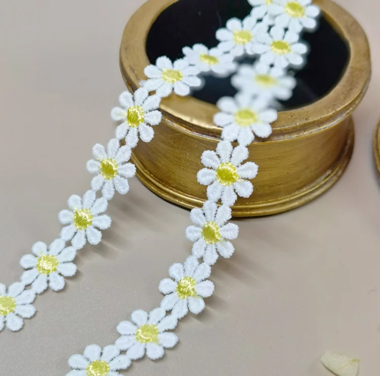 3 Meters/lot White Yellow Flower Venise Lace Trim Wedding Diy Crafted