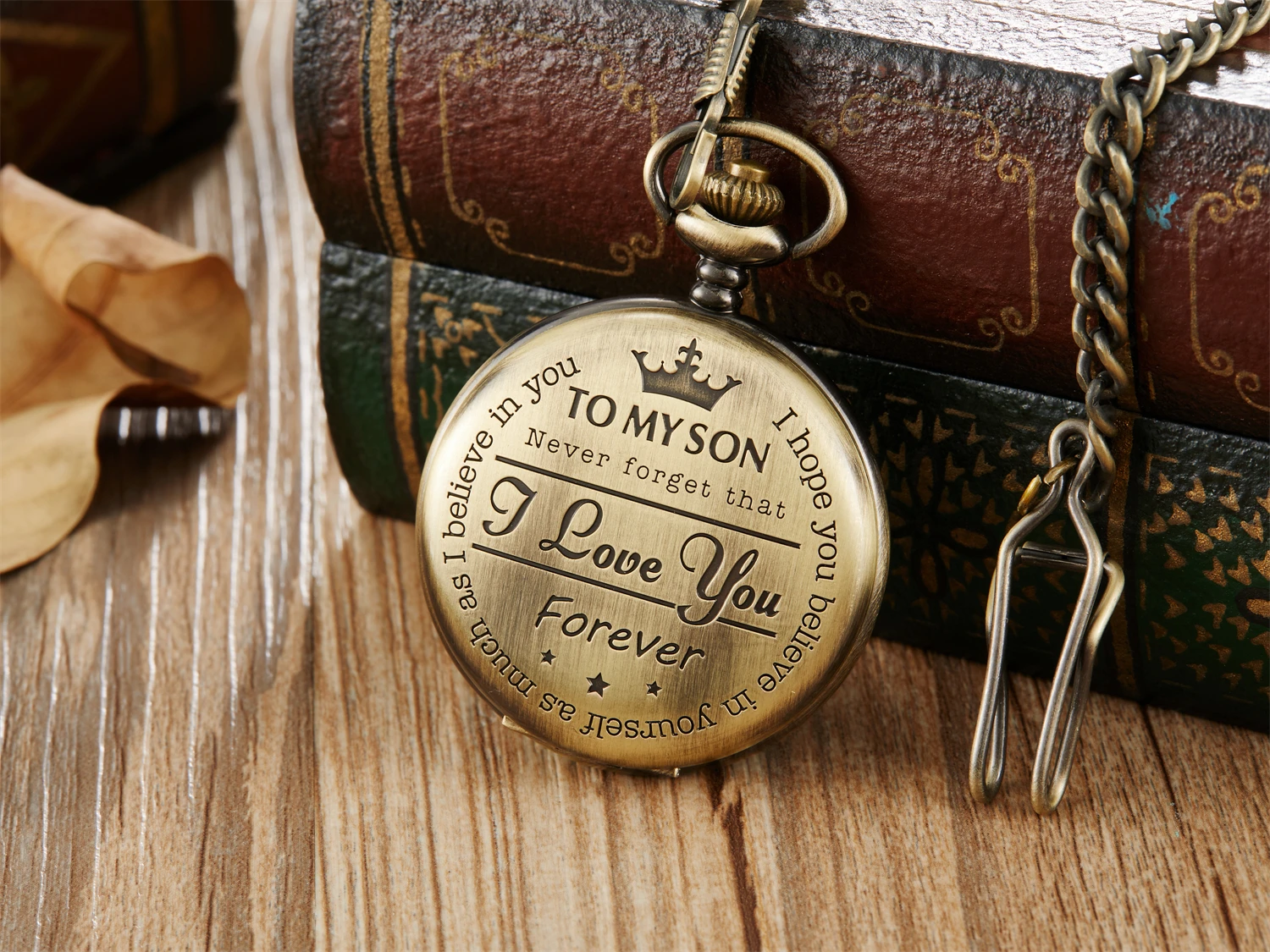 Commemorative gold circular pocket watch as my son's birthday gift Christmas pocket watch waist chain quartz pocket watch