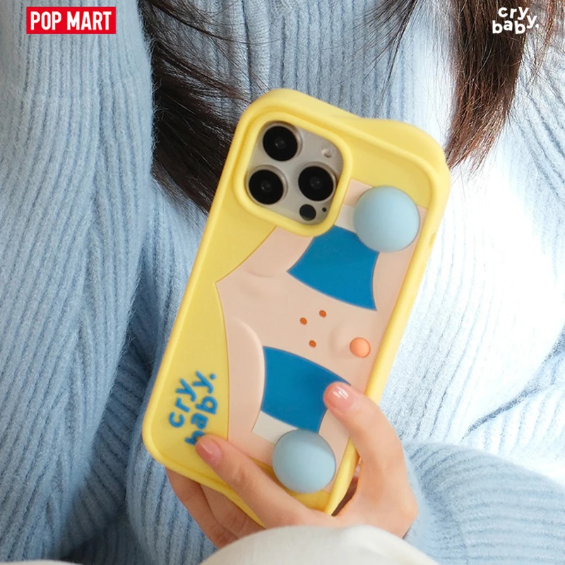 Cry Baby iPhone 15 Pro Max ケース POP MART CRYBABY Sad Club Series - Phone Case for iPhone 15