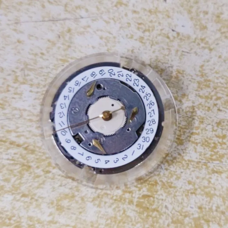 Как разобрать наручные часы с батарейкой - Tksilver