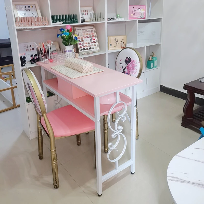 Manicure Table Setup