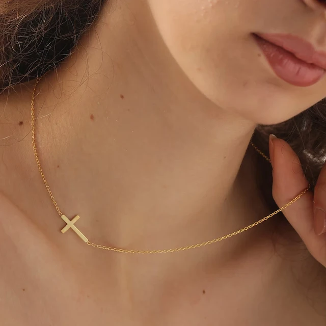 Women Crucifix Pendant,