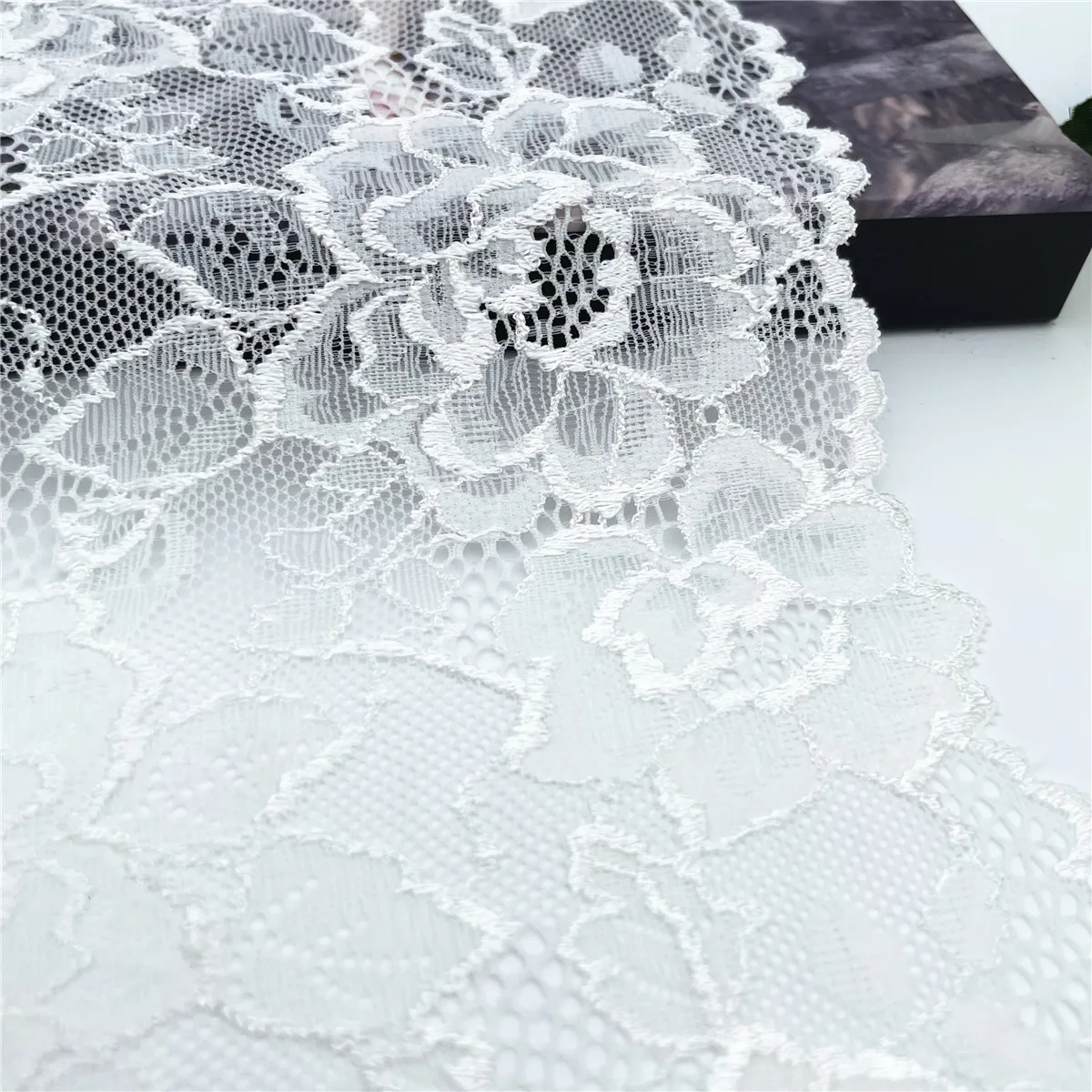 3y/lot Width 18cm White Elastic Stretch Lace Trim 2