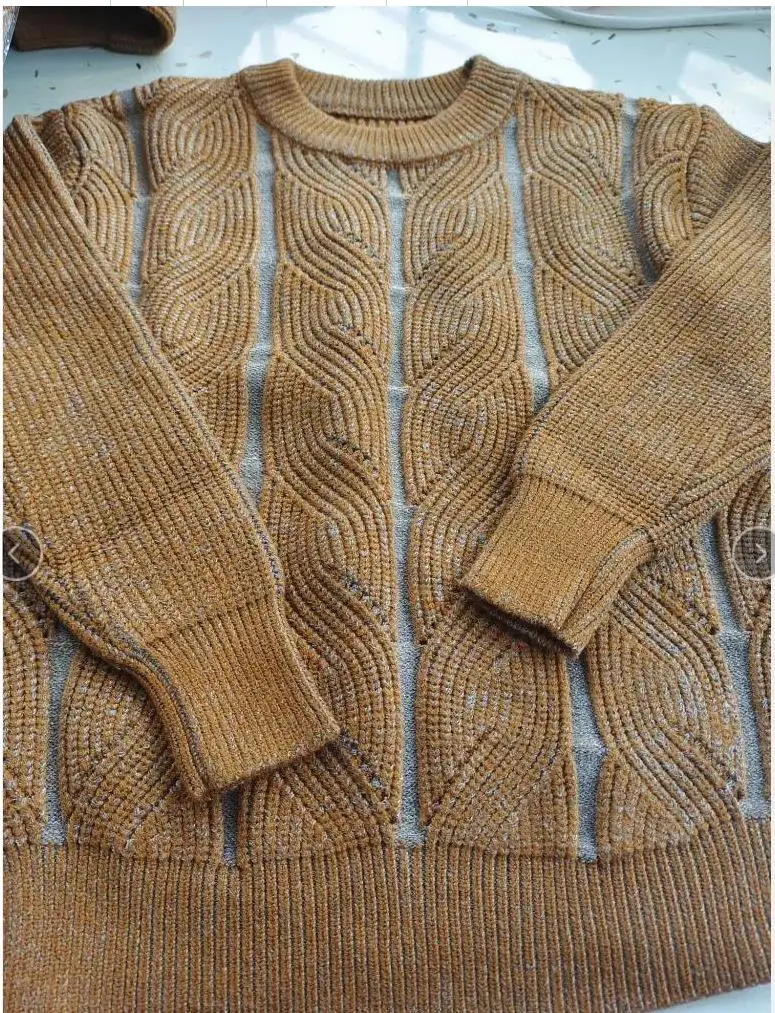 Boy's sweater autumn winter outfit is thickened circular collar cover hea