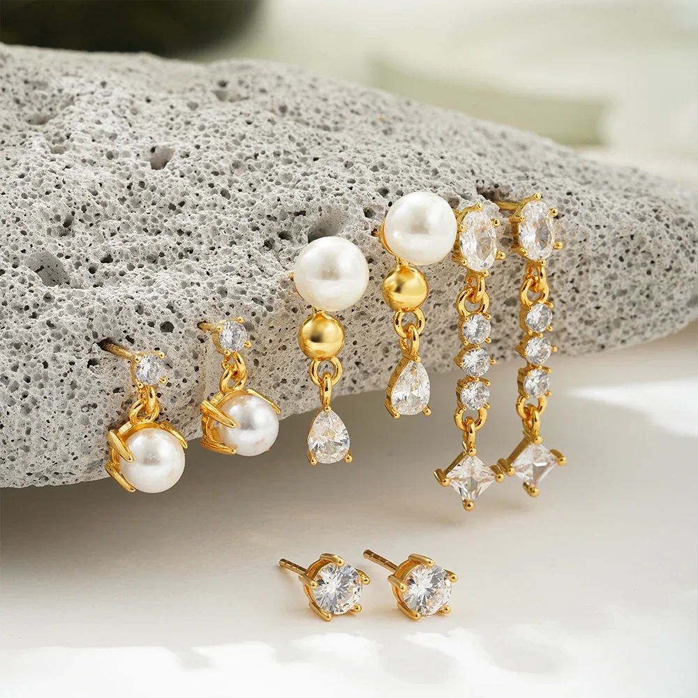 Charm Sparkle Cubic Zirconia Small Chunky Circle Hoops Dangle Earrings Set for Women 18K Gold Plated Aesthetics Designer Jewelry