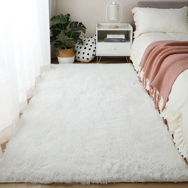 Tappeto spesso In peluche per soggiorno tappeti morbidi bianchi moderni  nell'arredamento della camera da letto tappeto da comodino per pavimento  peloso per la casa tappeti per bambini - AliExpress